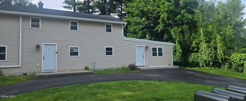 2-21 Van Heusen St, Colonie, NY, 12205-4411 | Card Image