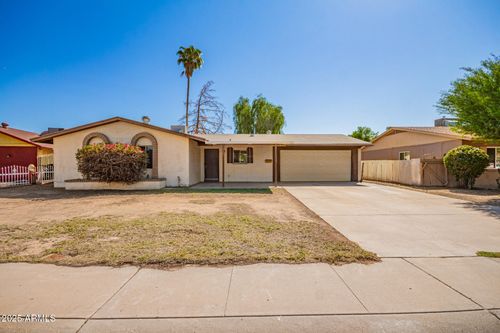 3633 N 60th Ave, Phoenix, AZ, 85033-4628 | Card Image