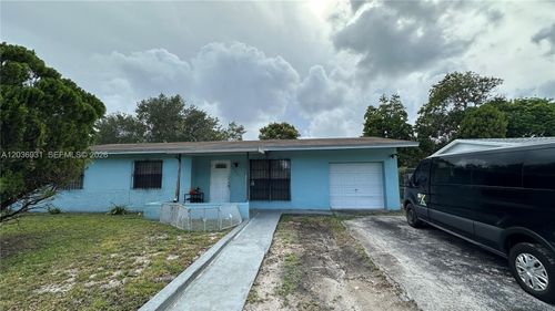 19730 Nw 33rd Ave, Miami Gardens, FL, 33056 | Card Image