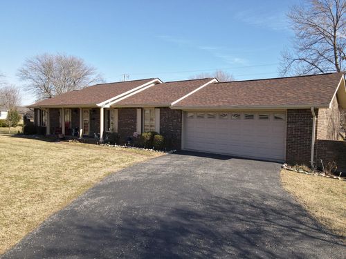 35 Guinn Dr, Monticello, KY, 42633-2217 | Card Image