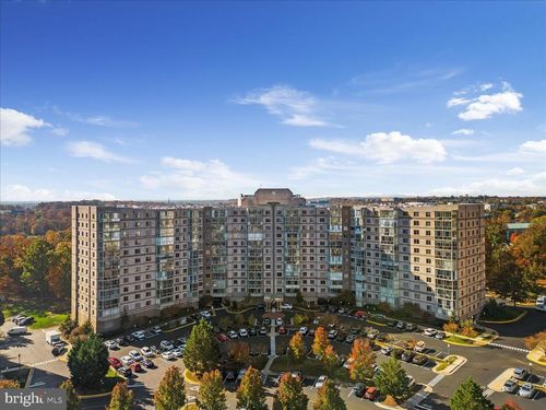 unit-207-19375 Cypress Ridge Ter, LEESBURG, VA, 20176-5184 | Card Image