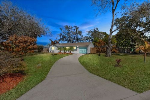 126 Ormond Ct, Sebastian, FL, 32958-5610 | Card Image