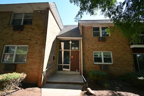2m-808 Eves Dr, Hillsborough, NJ, 08844-4997 | Card Image