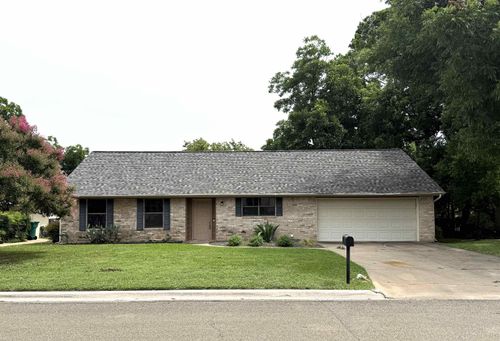 413 Olympia Fields St, Meadowlakes, TX, 78654-6807 | Card Image