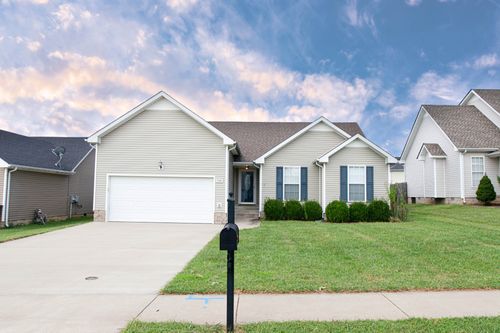 3748 Cindy Jo Dr N, Clarksville, TN, 37040-2501 | Card Image