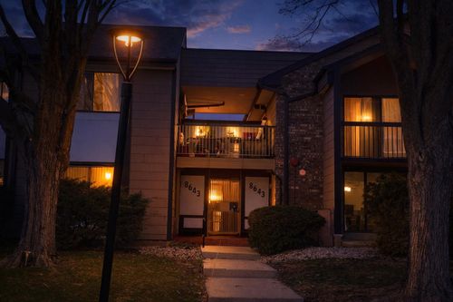 8643 N Servite Dr, Milwaukee, WI, 53223-2582 | Card Image