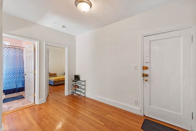 APT-33 - 1666 Commonwealth Ave, Condo with 1 bedrooms, 1 bathrooms and null parking in Boston MA | Image 12