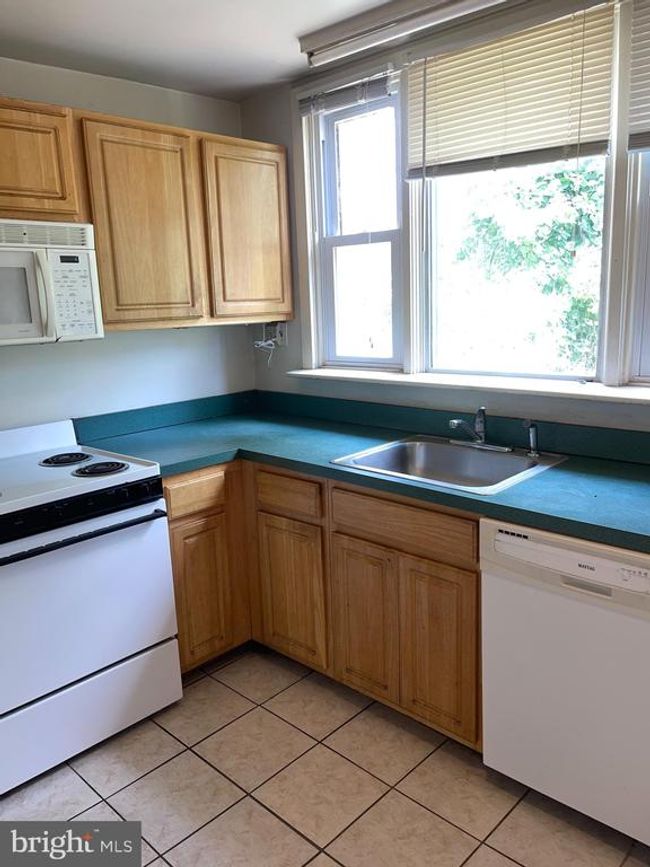 4539 Wilde St, Townhouse with 3 bedrooms, 1 bathrooms and null parking in Manayunk PA | Image 17