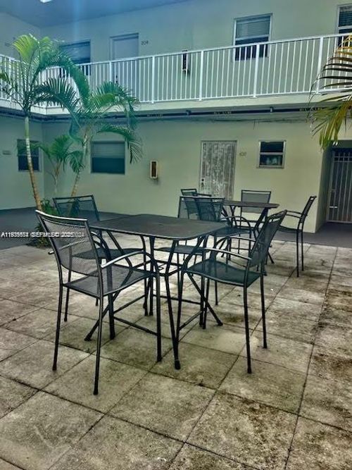 apt-102-12890 Ne 8th Ave, North Miami, FL, 33161-4954 | Card Image