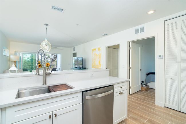 UNIT-205 - 8413 Placida Rd, Condo with 2 bedrooms, 2 bathrooms and null parking in Placida FL | Image 9