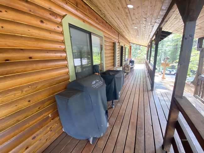Side porch | Image 11