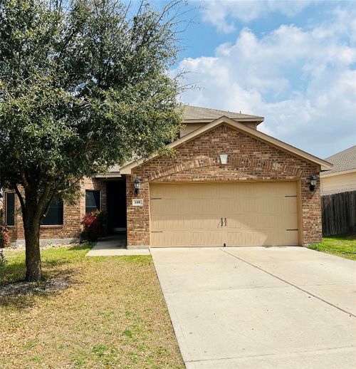108 Major Lee Ln, Jarrell, TX, 76537-1492 | Card Image