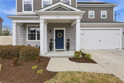 661 Middleton Way, Chesapeake, VA, 23322-4455 | Card Image