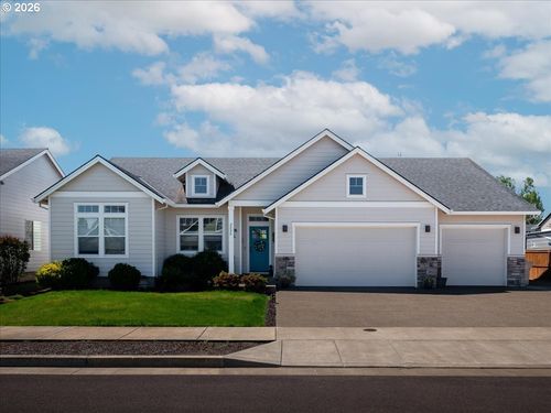 2020 Ne Evergreen Ave, Albany, OR, 97321 | Card Image