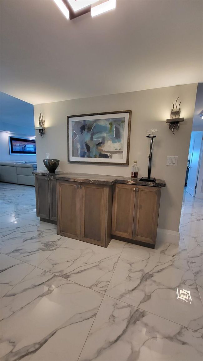 APT-1407 - 1360 S Ocean Blvd, Condo with 2 bedrooms, 2 bathrooms and null parking in Pompano Beach FL | Image 11