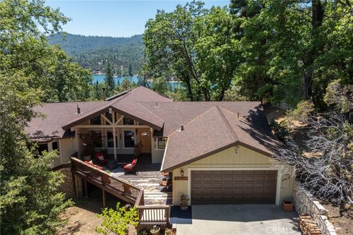 38800 Fawn Point Ln, Bass Lake, CA, 93604-9731 | Card Image