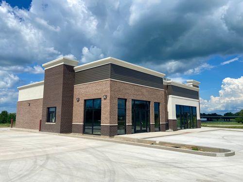 1002 Purnell Dr, Mahomet, IL, 61853-8506 | Card Image