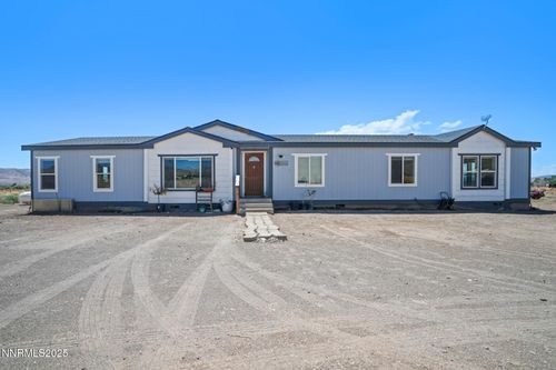 9185 Navajo Trl, Stagecoach, NV, 89429-9230 | Card Image