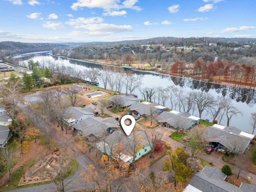 22 Willow Ct, Branson, MO, 65616-2034 | Card Image
