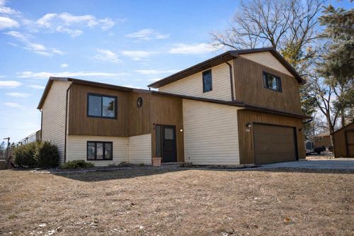 W6127 Colonial Drive, Greenville, WI, 54914 | Card Image