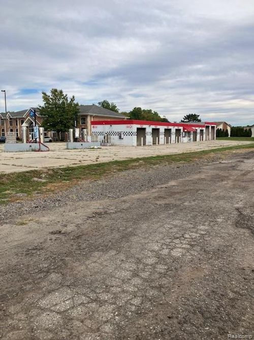 47720 E Gratiot Avenue, Chesterfield Township, MI, 48051 | Card Image