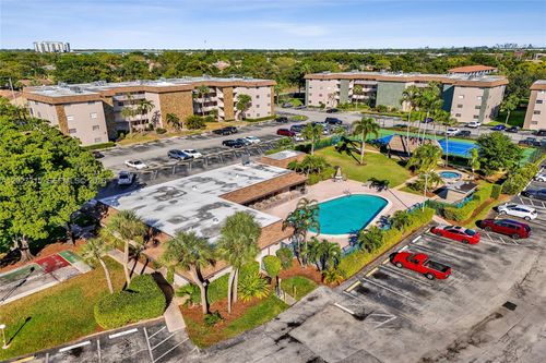 205-2441 Sw 82nd Ave, Davie, FL, 33324 | Card Image