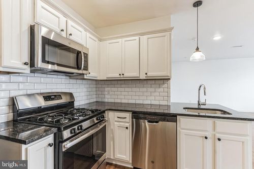 205-6157 Ridge Ave, PHILADELPHIA, PA, 19128-2627 | Card Image