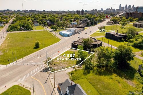 4337 Grand River Ave, Detroit, MI, 48208-2720 | Card Image