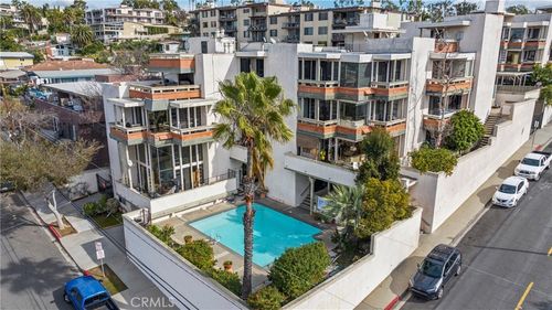 24-2525 19th Pl, Long Beach, CA, 90803 | Card Image