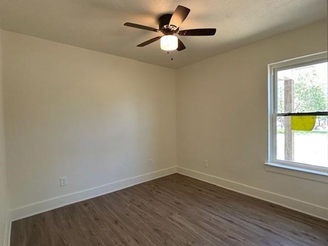 317 W Elm St, House other with 3 bedrooms, 2 bathrooms and null parking in Whitewright TX | Image 19