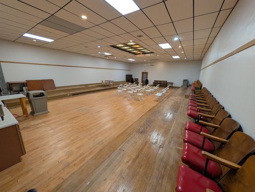 94 Union St, Sparta, MI, 49345-1138 | Card Image