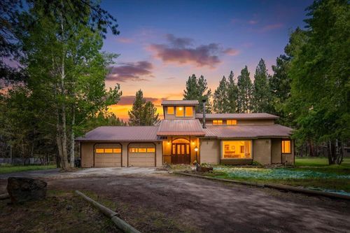 54715 Silver Fox Dr, Bend, OR, 97707-2602 | Card Image