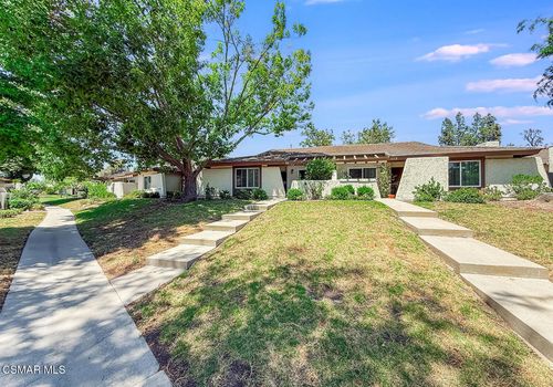 1111 Canterford Cir, Westlake Village, CA, 91361-3322 | Card Image