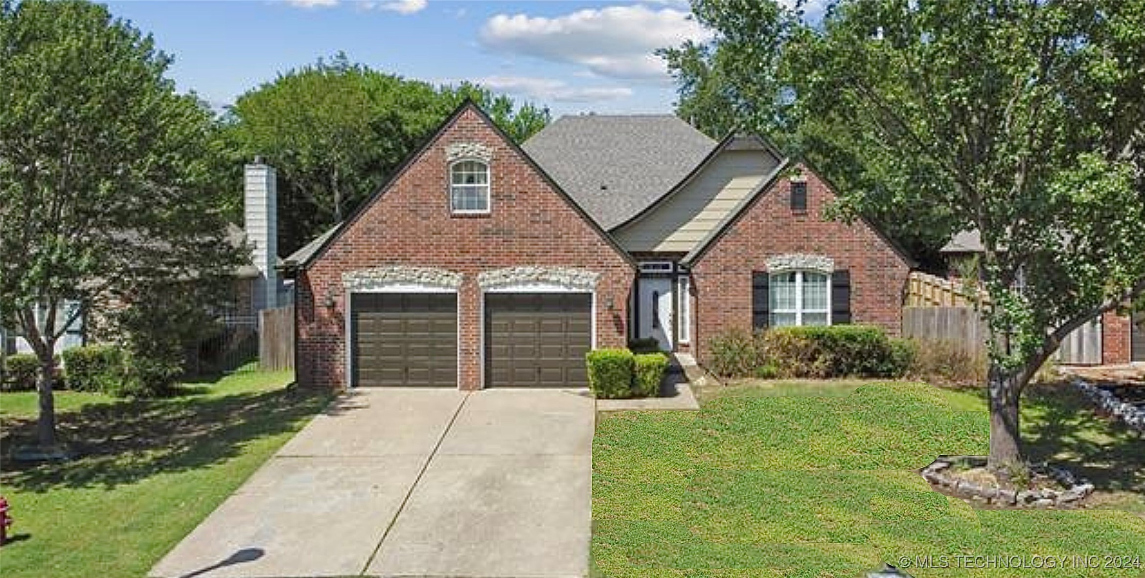 Dallas St, Broken Arrow, OK 74012