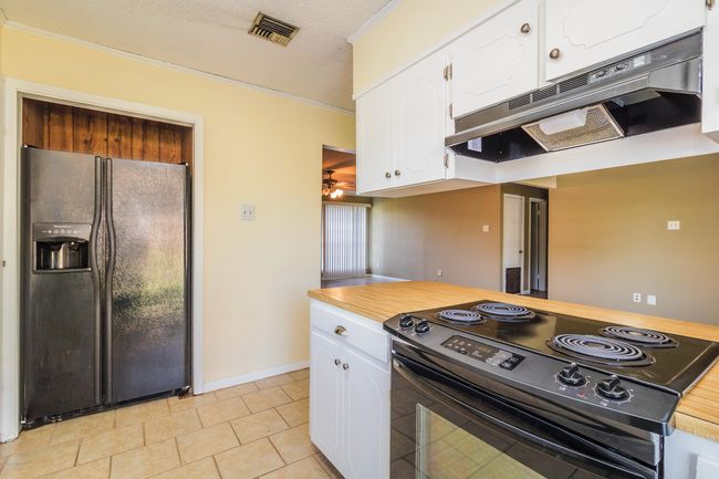 Idlewood, 704 Kitchen 2 | Image 4