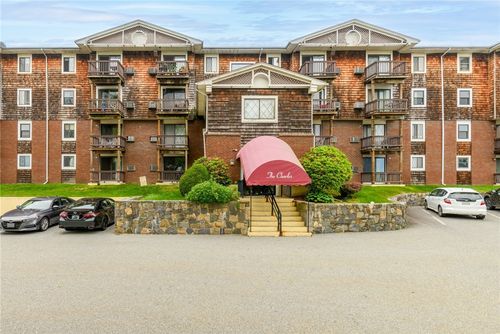 apt-7-1190 Charles St, North Providence, RI, 02904-3542 | Card Image