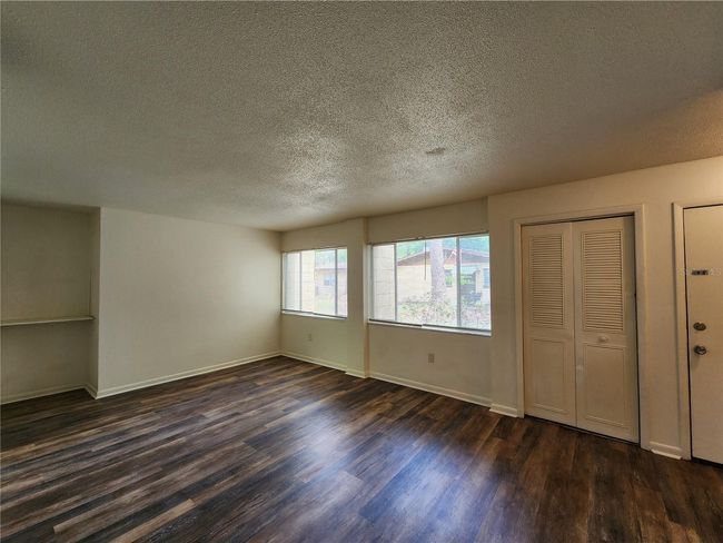 APT-5 - 300 Nw 20 Th Ave, Condo with 2 bedrooms, 1 bathrooms and null parking in GAINESVILLE FL | Image 15