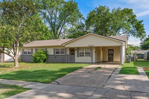 3222 Impala Dr, Bossier City, LA, 71112-3116 | Card Image