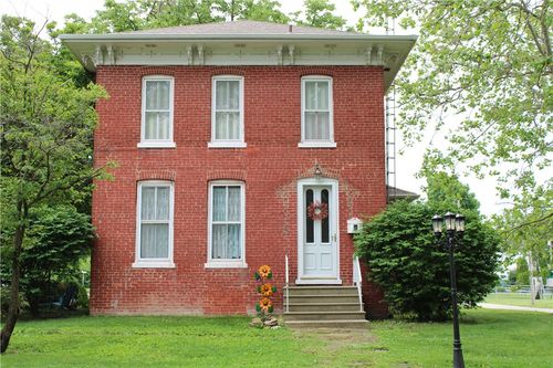 302 W North 3rd St, Shelbyville, IL, 62565-1526 | Card Image
