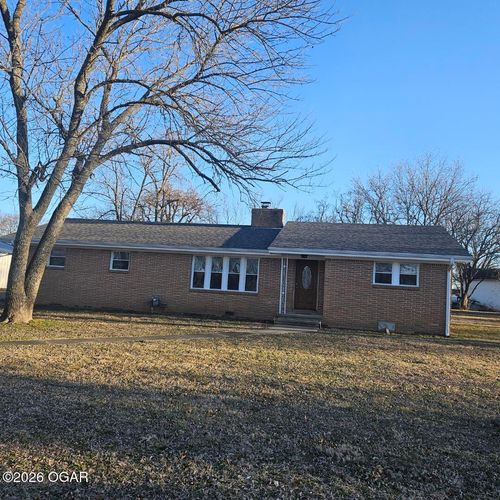 511 3rd St, Mc Cune, KS, 66753-8127 | Card Image