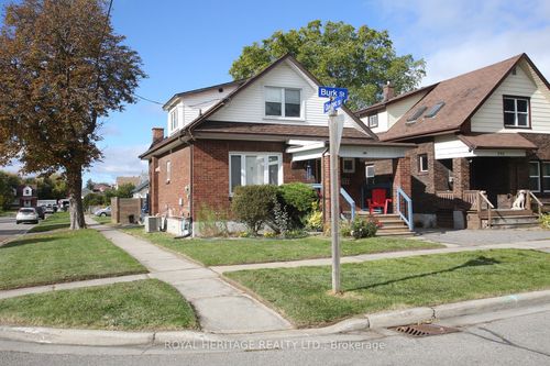 294 Burk St, Oshawa, ON, L1J4C4 | Card Image