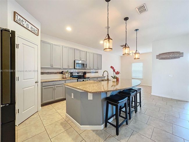 1706 Leatherback Ln, House other with 5 bedrooms, 4 bathrooms and null parking in Saint Cloud FL | Image 24