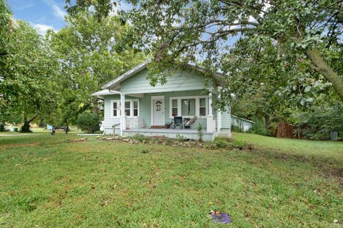 710 Hickory St, Wakefield, KS, 67487-9106 | Card Image