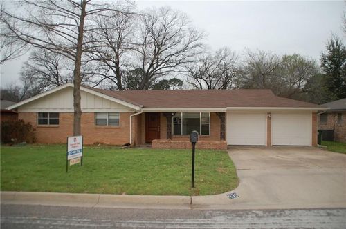 1133 Valley View Dr, Hurst, TX, 76053-4533 | Card Image