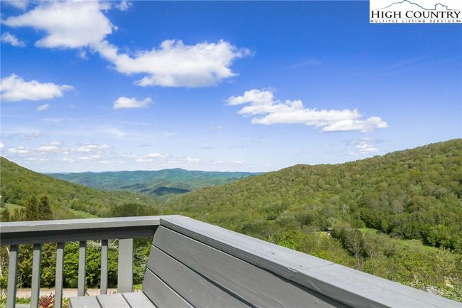 104 Longview Ct, House other with 2 bedrooms, 3 bathrooms and null parking in Seven Devils NC | Image 38
