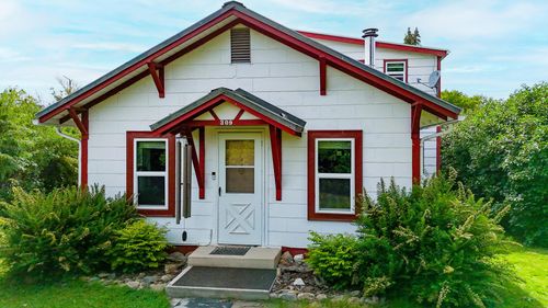 309 2nd Ave, St Ignatius, MT, 59865-7743 | Card Image
