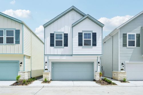 702 Sand Dollar Dr, Kemah, TX, 77565-4101 | Card Image