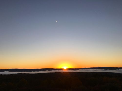 55 View Point Rd, Putney, VT, 05346-8635 | Card Image