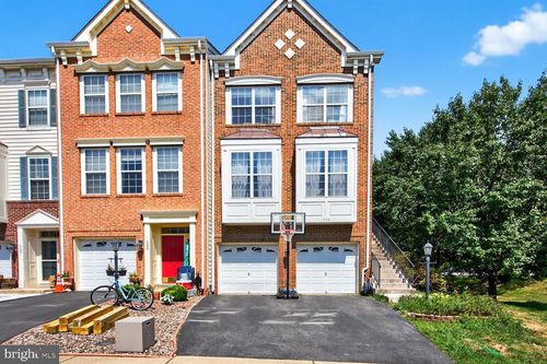 558 Edmonton Ter Ne, LEESBURG, VA, 20176-1829 | Card Image