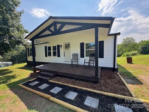 4061 Stone Creek Ct, Lenoir, NC, 28645-7370 | Card Image